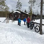 Yllaeksen Yoepuu
