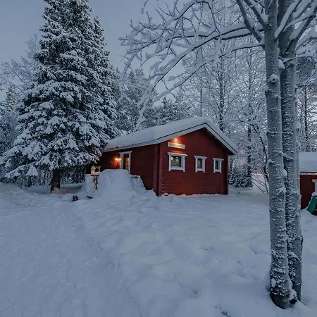 伊拉科森于普酒店 *