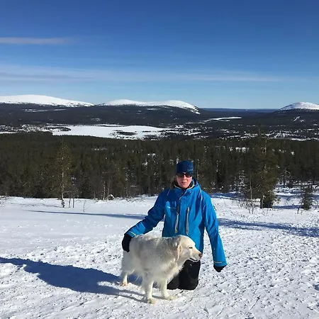 Yllaeksen Yoepuu Holiday home