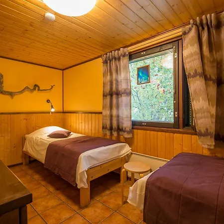 Yllaeksen Yoepuu Feriehus