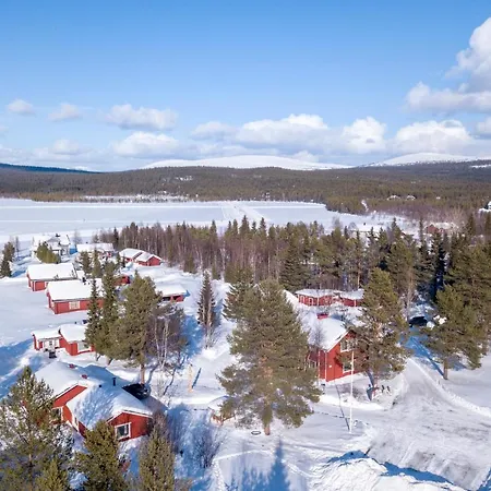 Holiday home Yllaeksen Yoepuu Akaslompolo