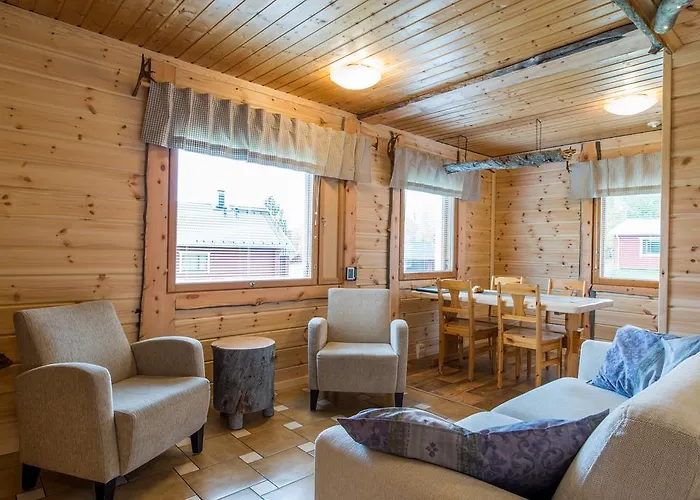 펜션 Yllaeksen Yoepuu Äkäslompolo